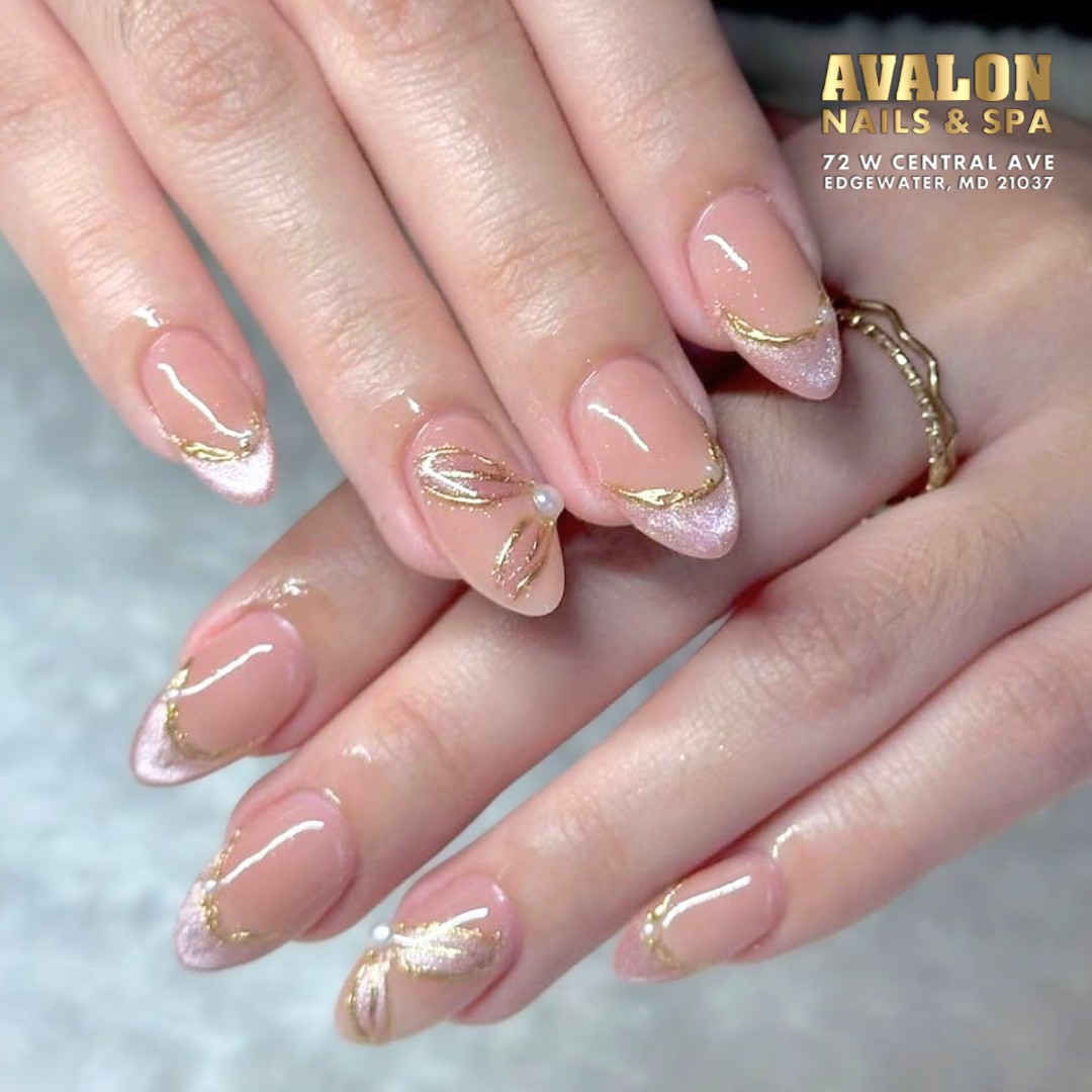 Trending Nails April 2026
